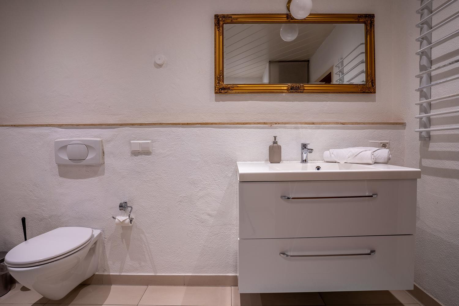 Epa Apartment - Espana Style Rust Luaran gambar